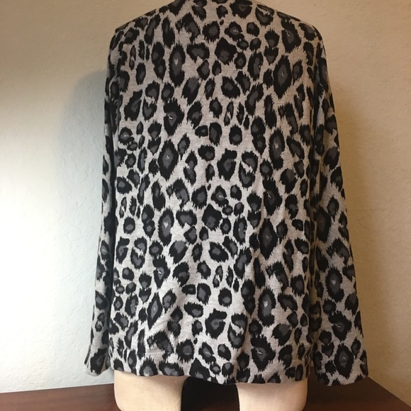 Charter Club Grey Animal Print Sweater Good Weight - Picture 4 of 8
